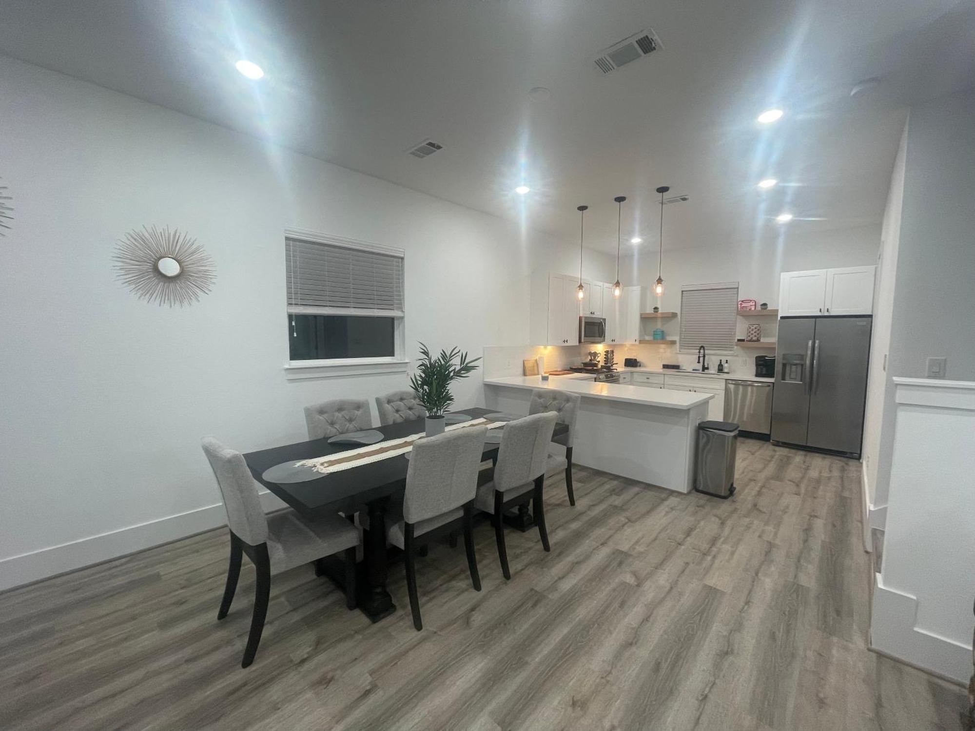 יוסטון Comfortable 3 Bedroom - Heart Of Texas Medical Center מראה חיצוני תמונה